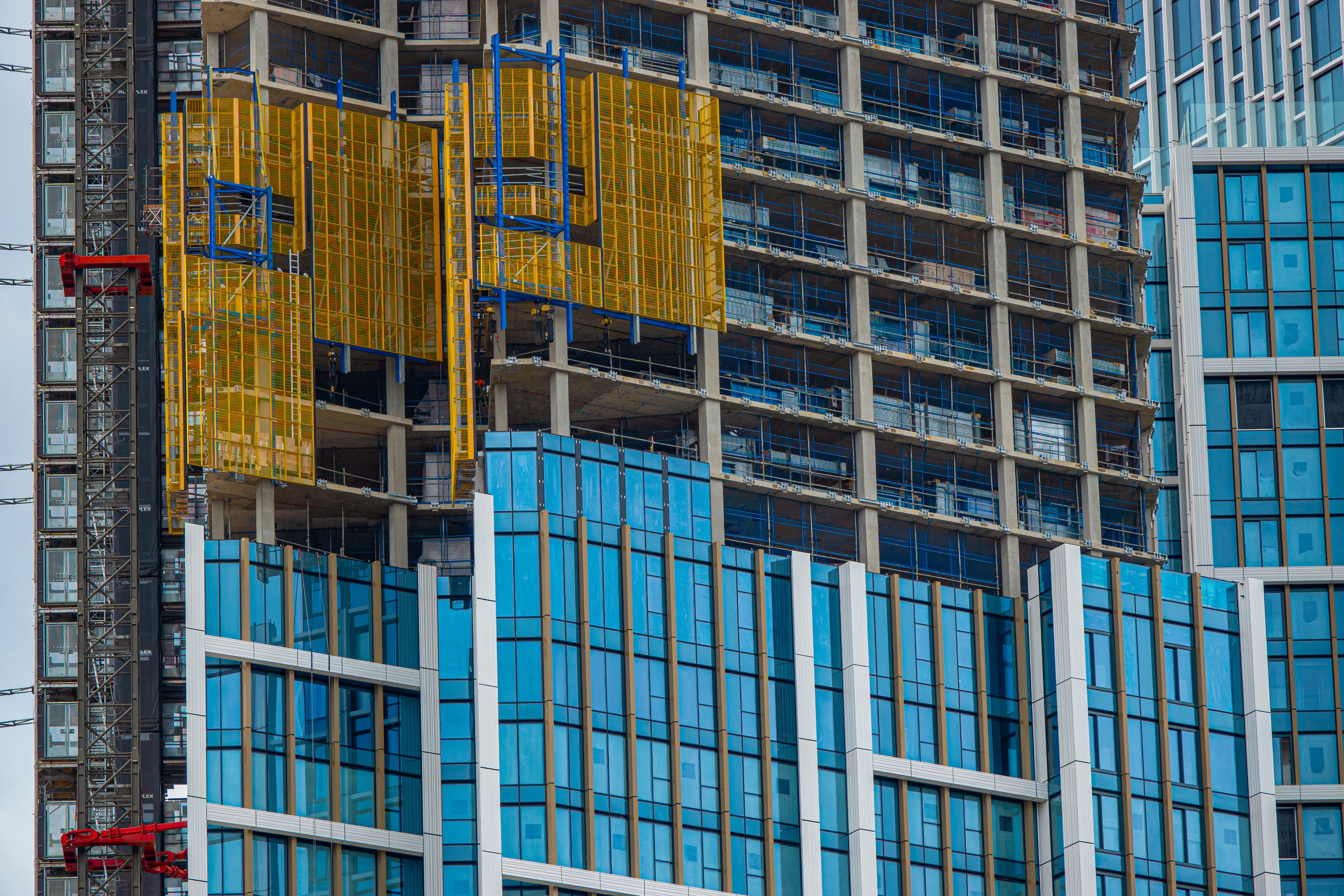 Shutterstock 2434178307